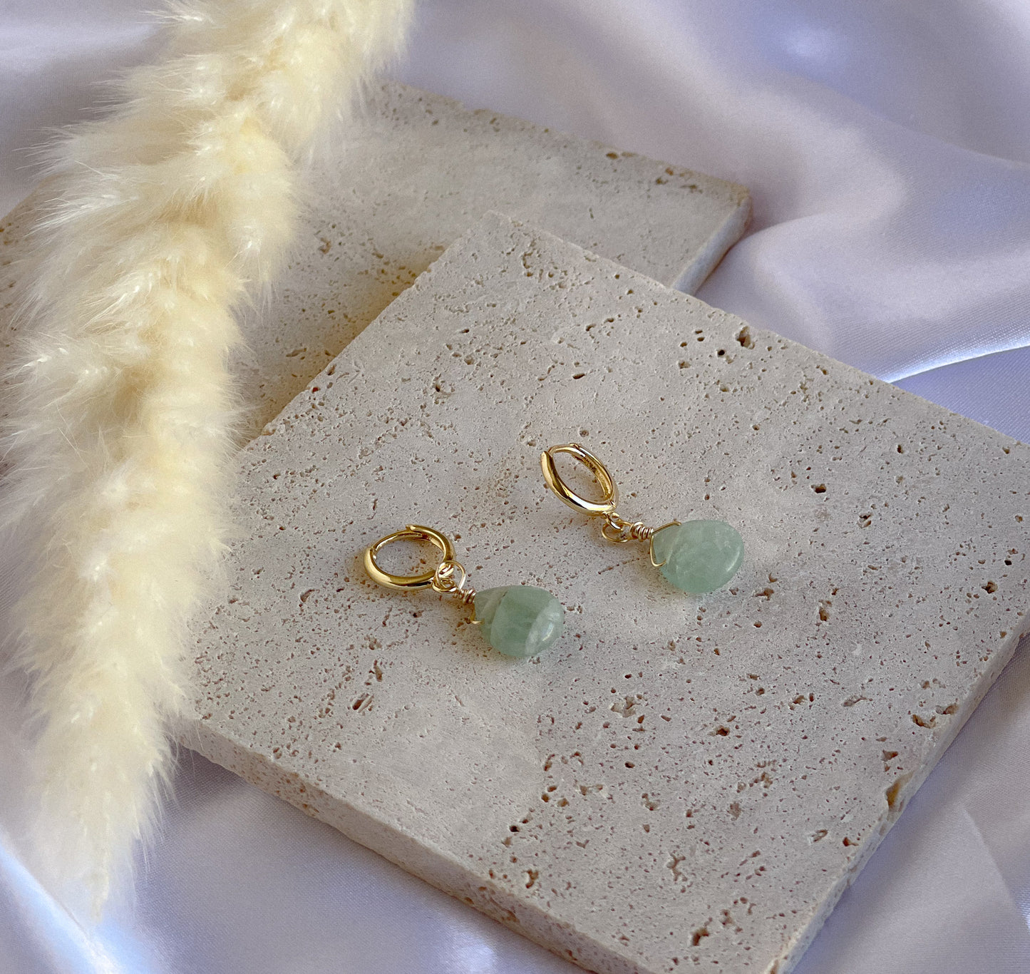 Fluorite Crystal Droplet Huggies