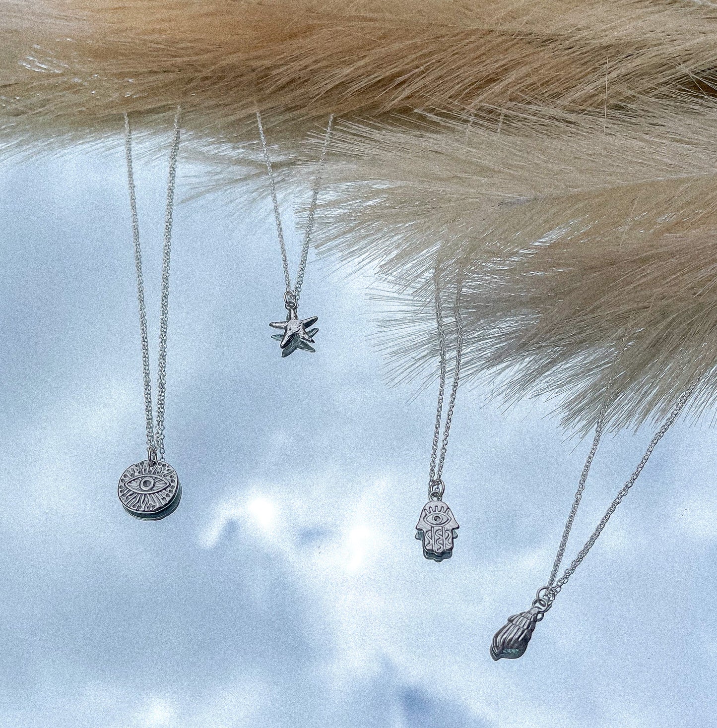 Conch Shell Pendant Necklace